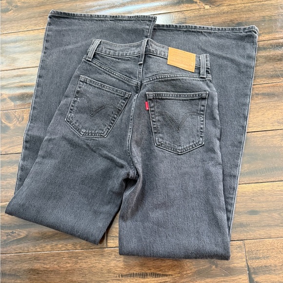 NWOT Levi's Ribcage Bell - Picture 4 of 7